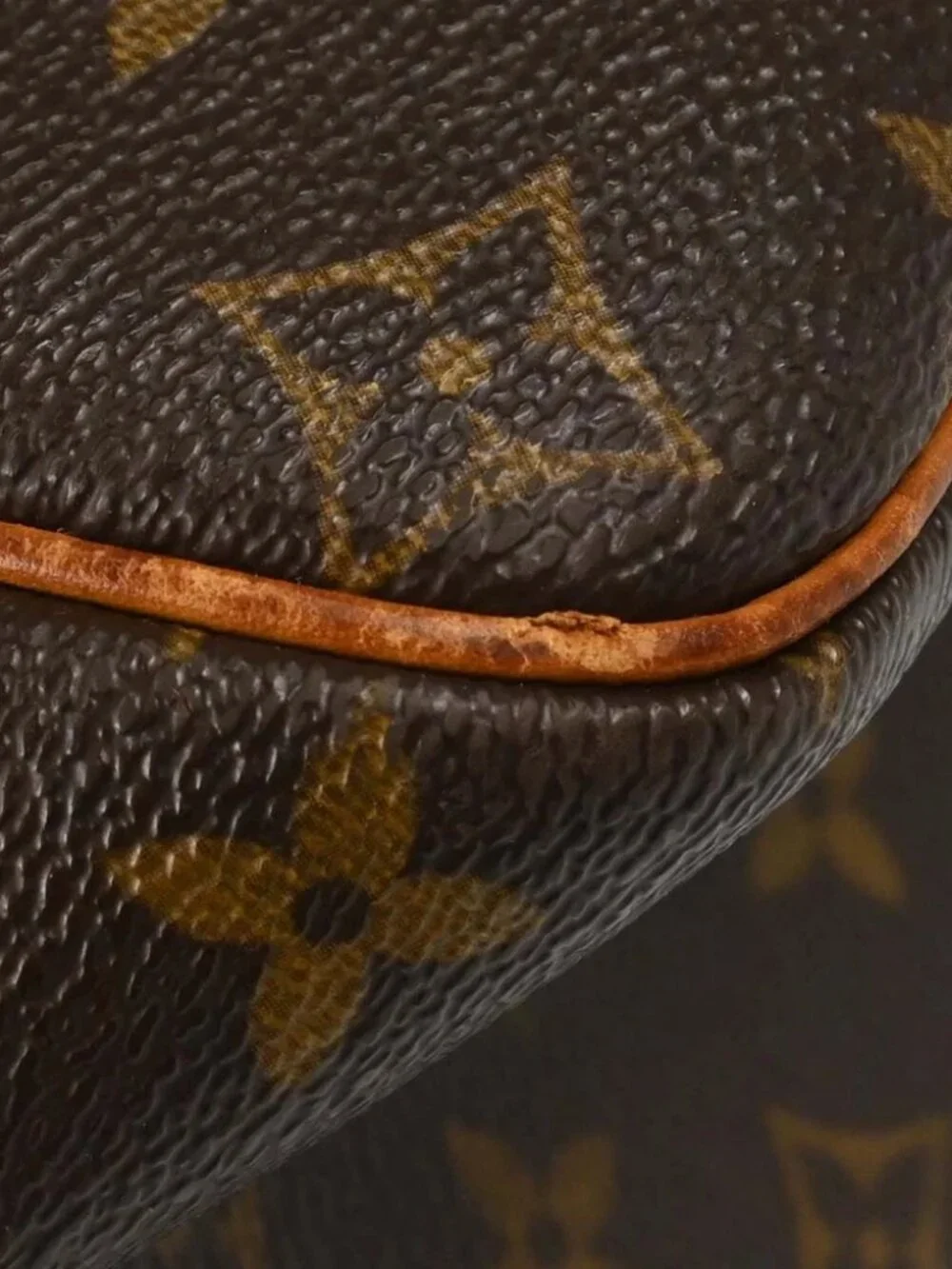 Louis Vuitton Deauville Bowling Vanity Handbag